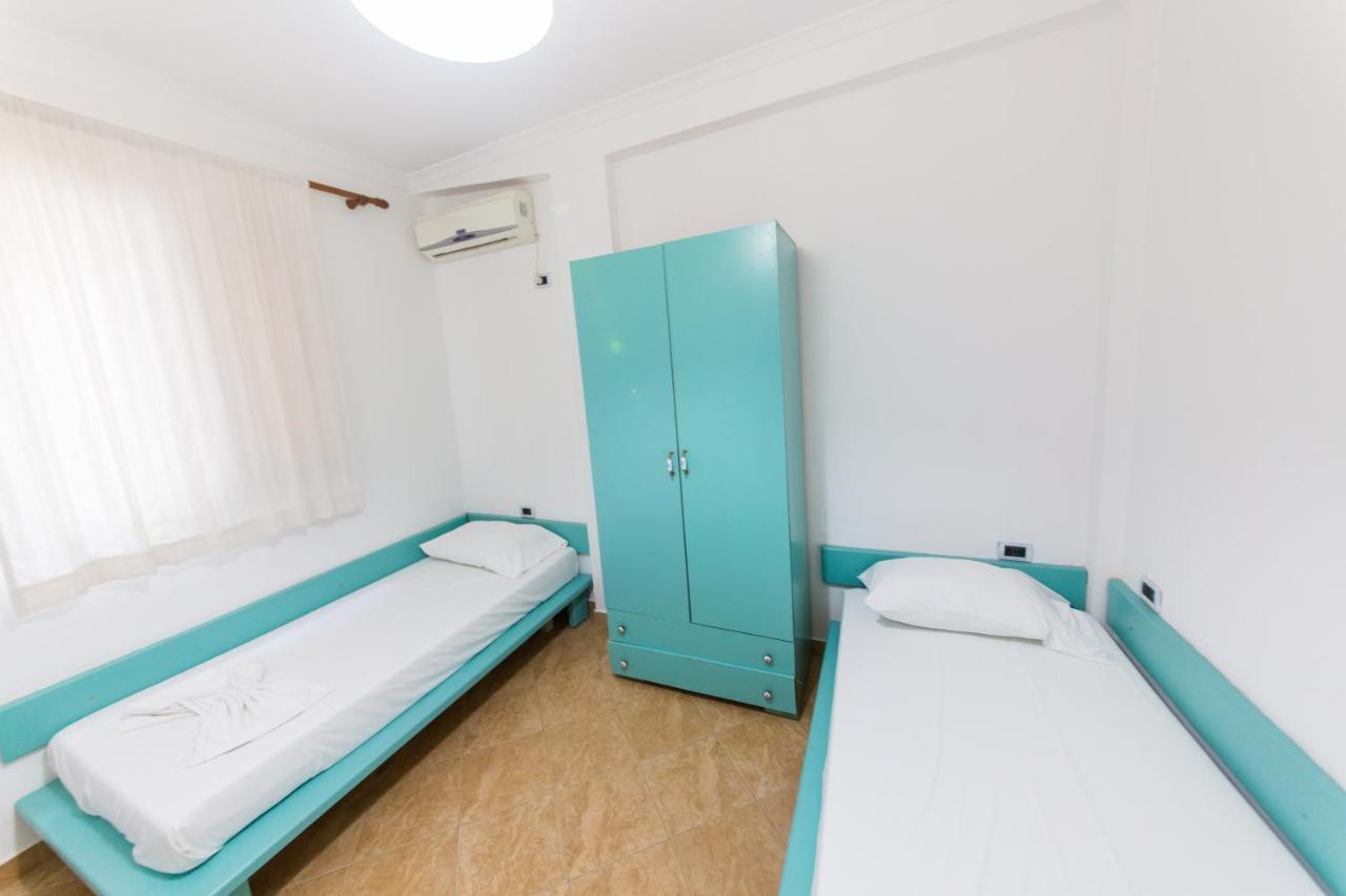 Expert Hotel Голем Экстерьер фото