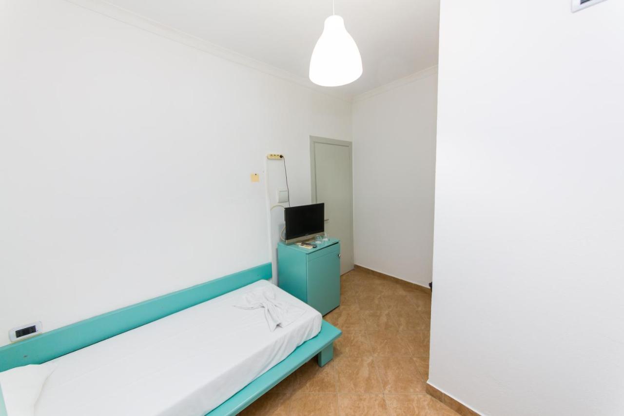 Expert Hotel Голем Экстерьер фото