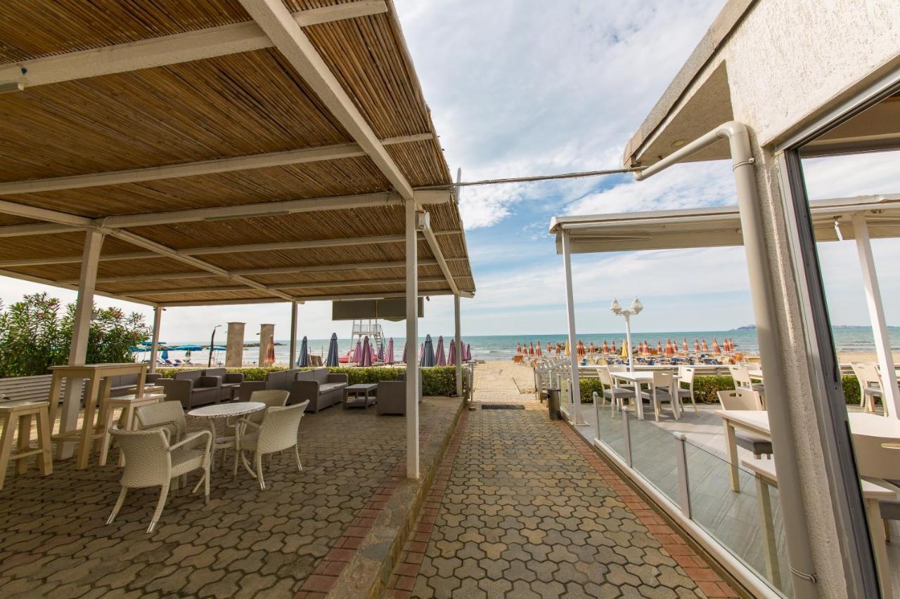 Expert Hotel Голем Экстерьер фото